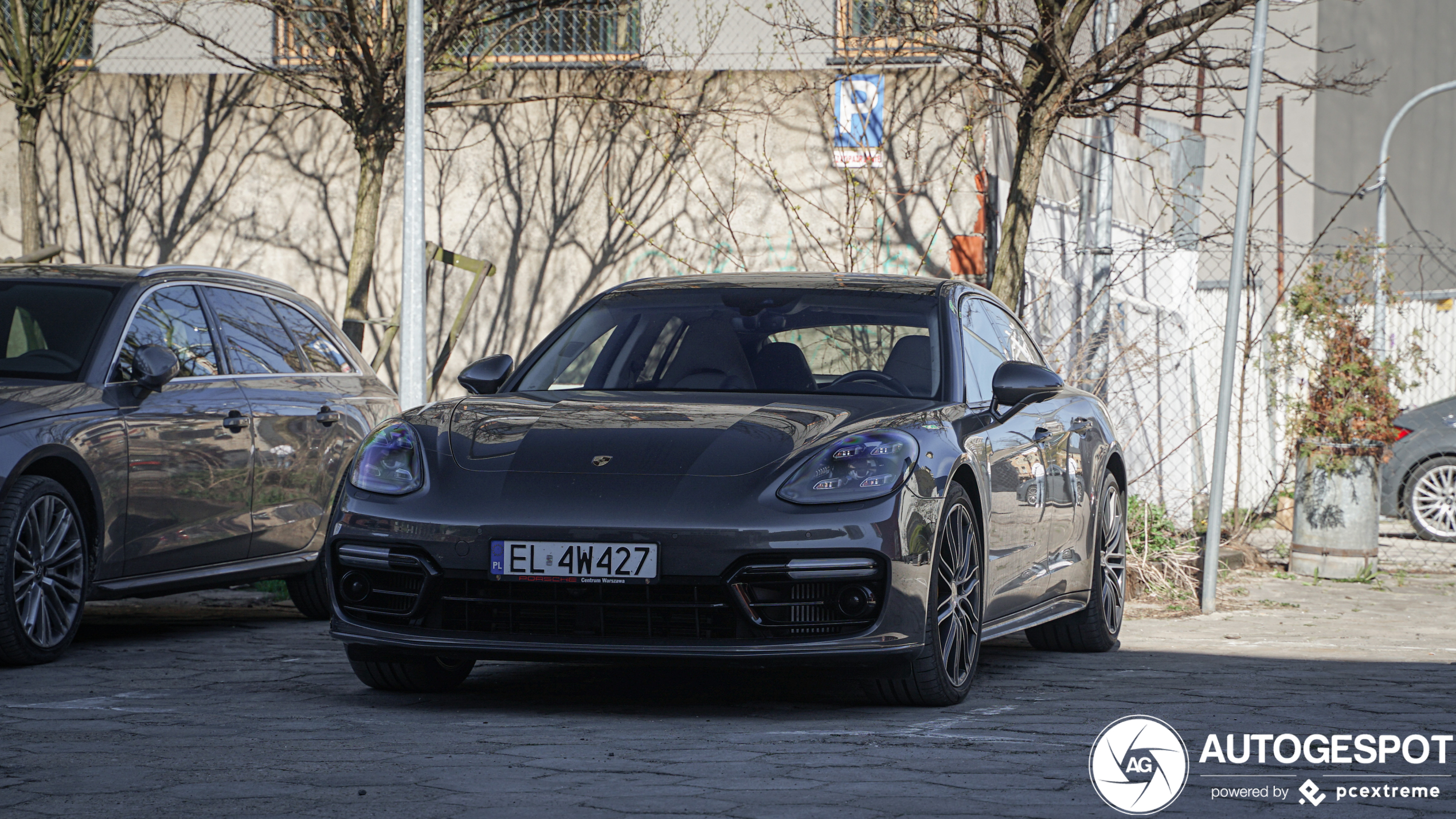 Porsche 971 Panamera Turbo