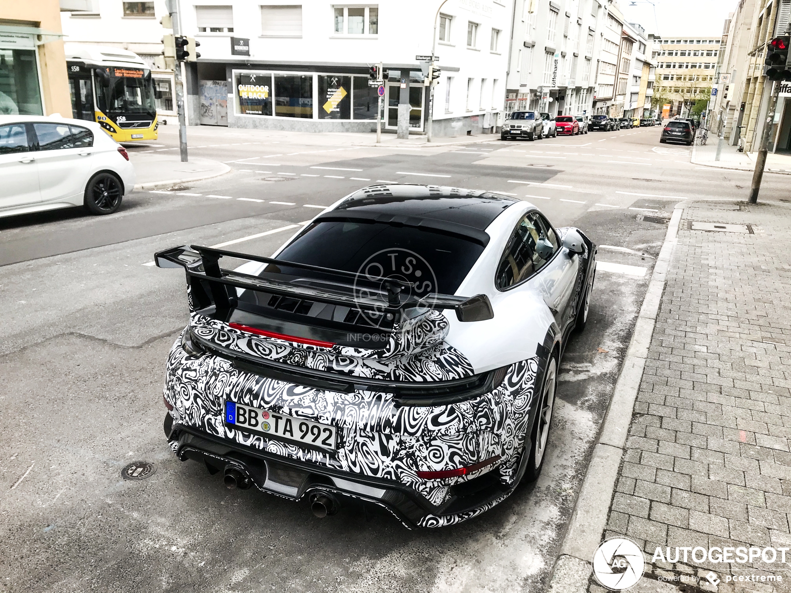 Porsche 992 TechArt GT Street R heeft genoeg spoilers