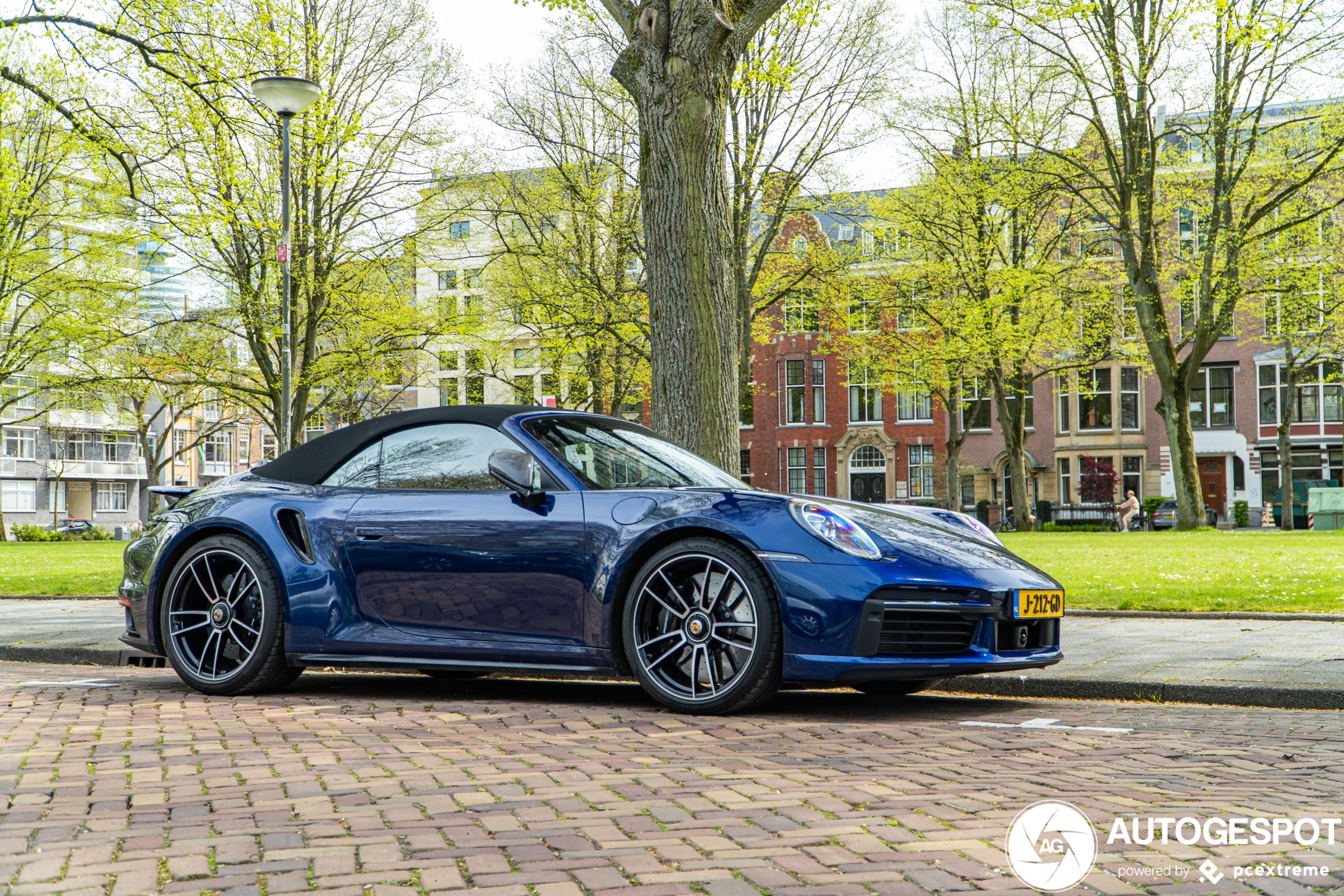 Porsche 992 Turbo S Cabriolet