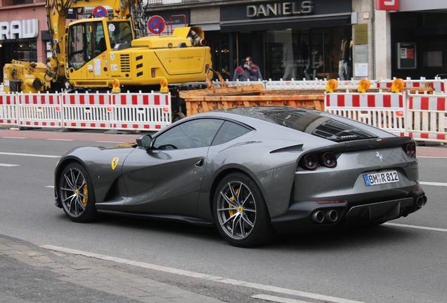 Ferrari 812 Superfast