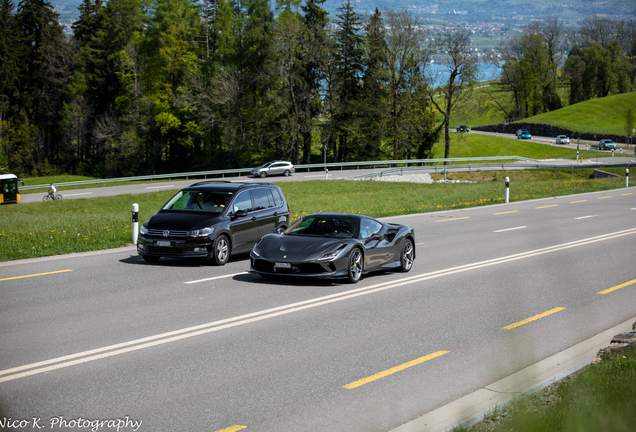 Ferrari F8 Tributo