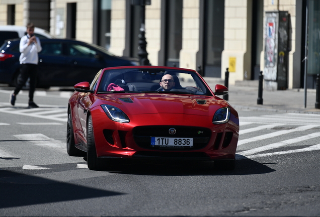 Jaguar F-TYPE R AWD Convertible