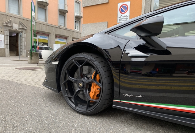 Lamborghini Huracán LP640-4 Performante