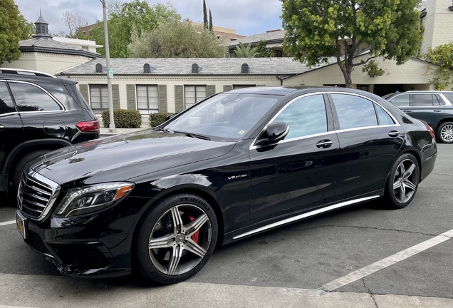 Mercedes-Benz S 63 AMG V222