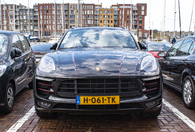 Porsche 95B Macan GTS