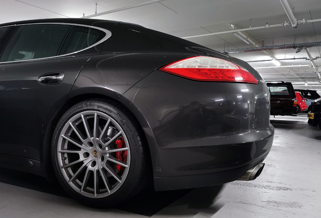 Porsche 970 Panamera Turbo MkI