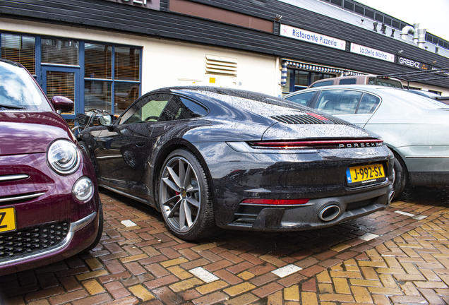 Porsche 992 Carrera 4S