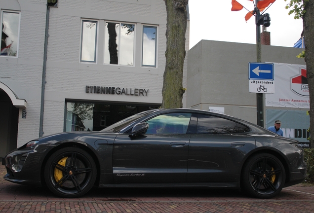 Porsche Taycan Turbo S