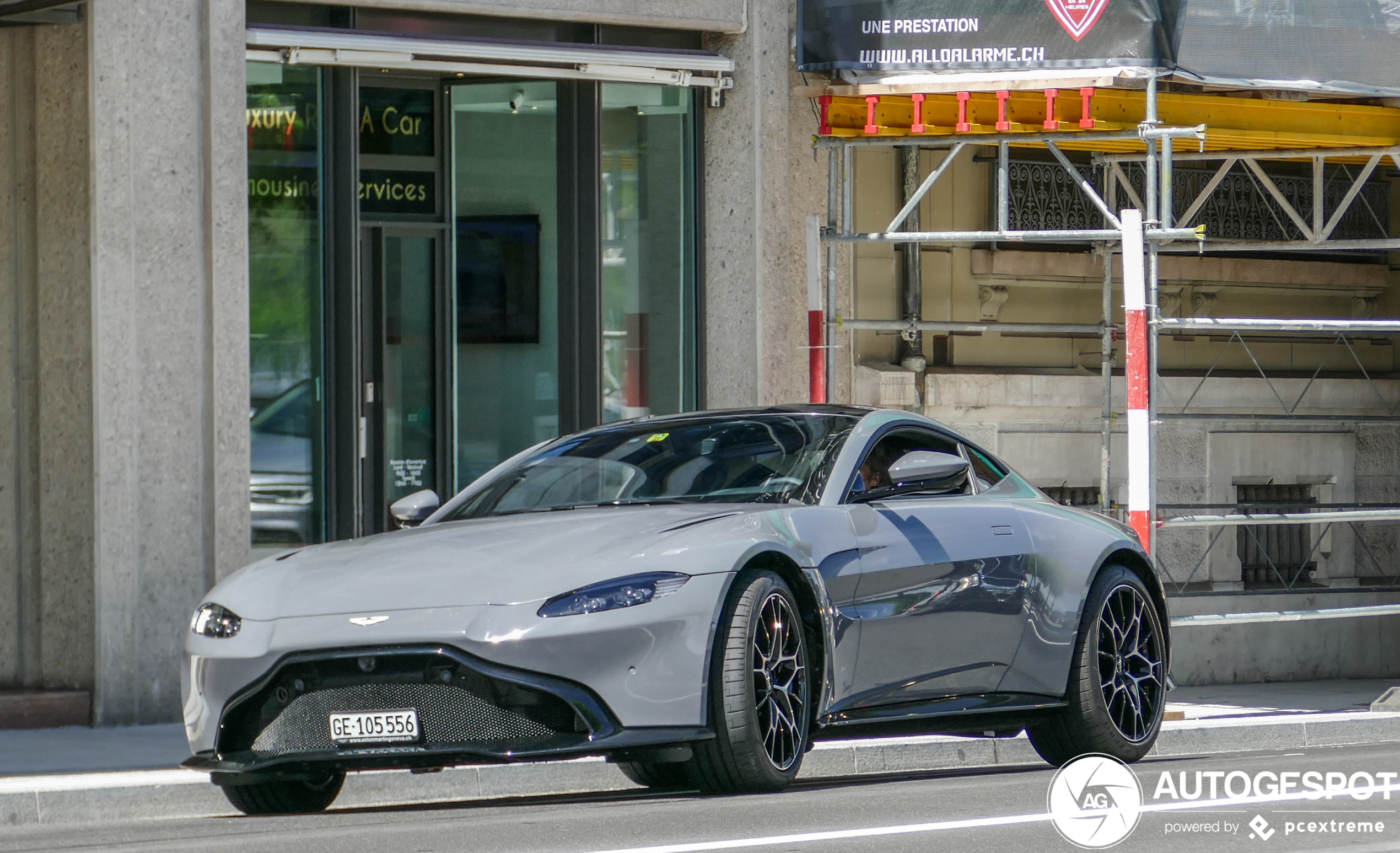 Aston Martin V8 Vantage 2018