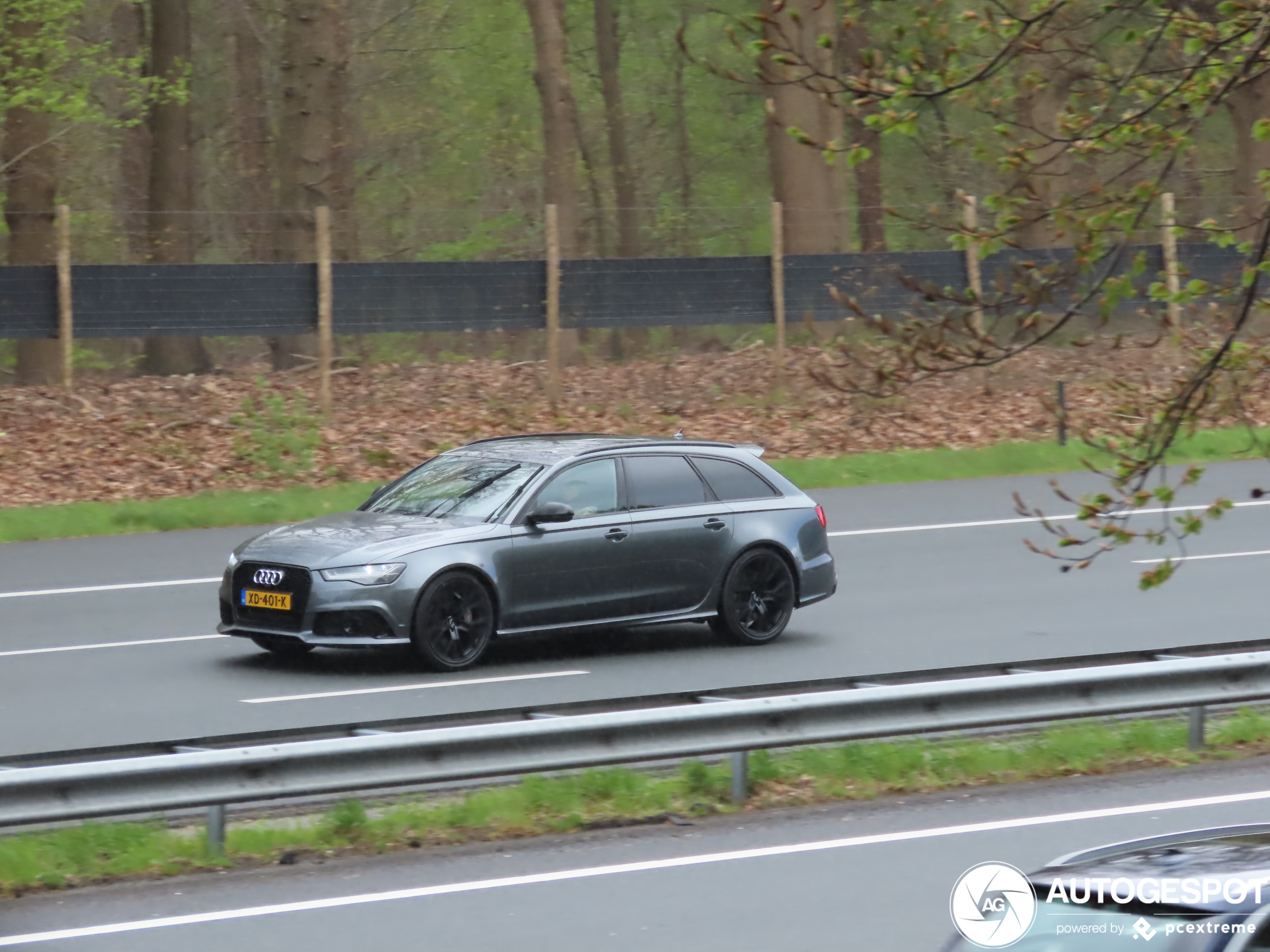 Audi RS6 Avant C7 2015