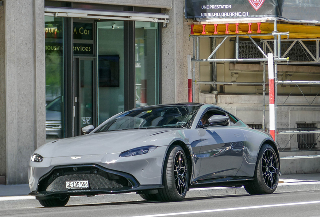 Aston Martin V8 Vantage 2018