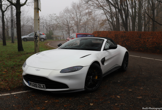 Aston Martin V8 Vantage Roadster 2020