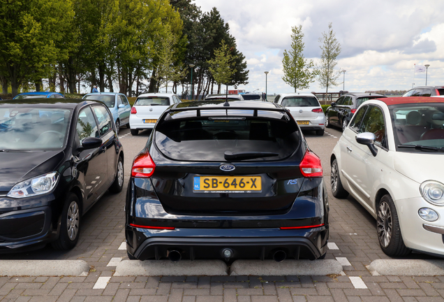 Ford Focus RS 2015