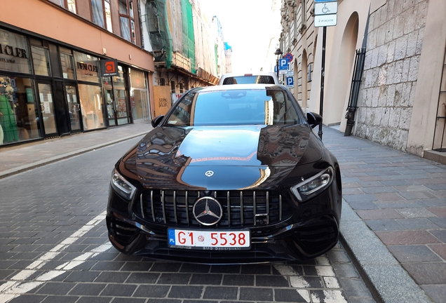 Mercedes-AMG A 45 S W177