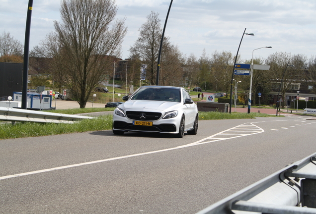 Mercedes-AMG C 63 S W205