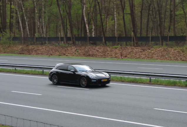 Porsche 971 Panamera GTS Sport Turismo