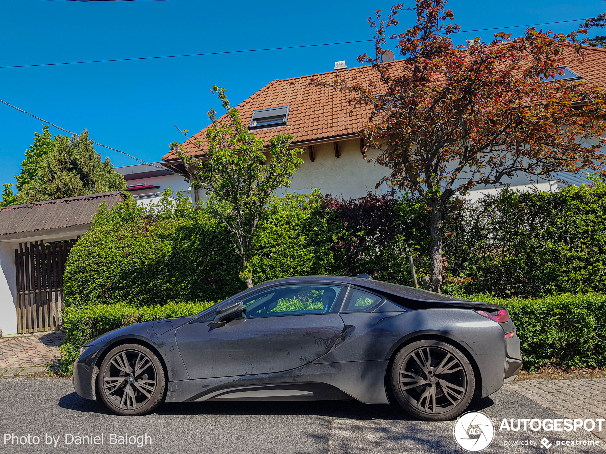 BMW i8