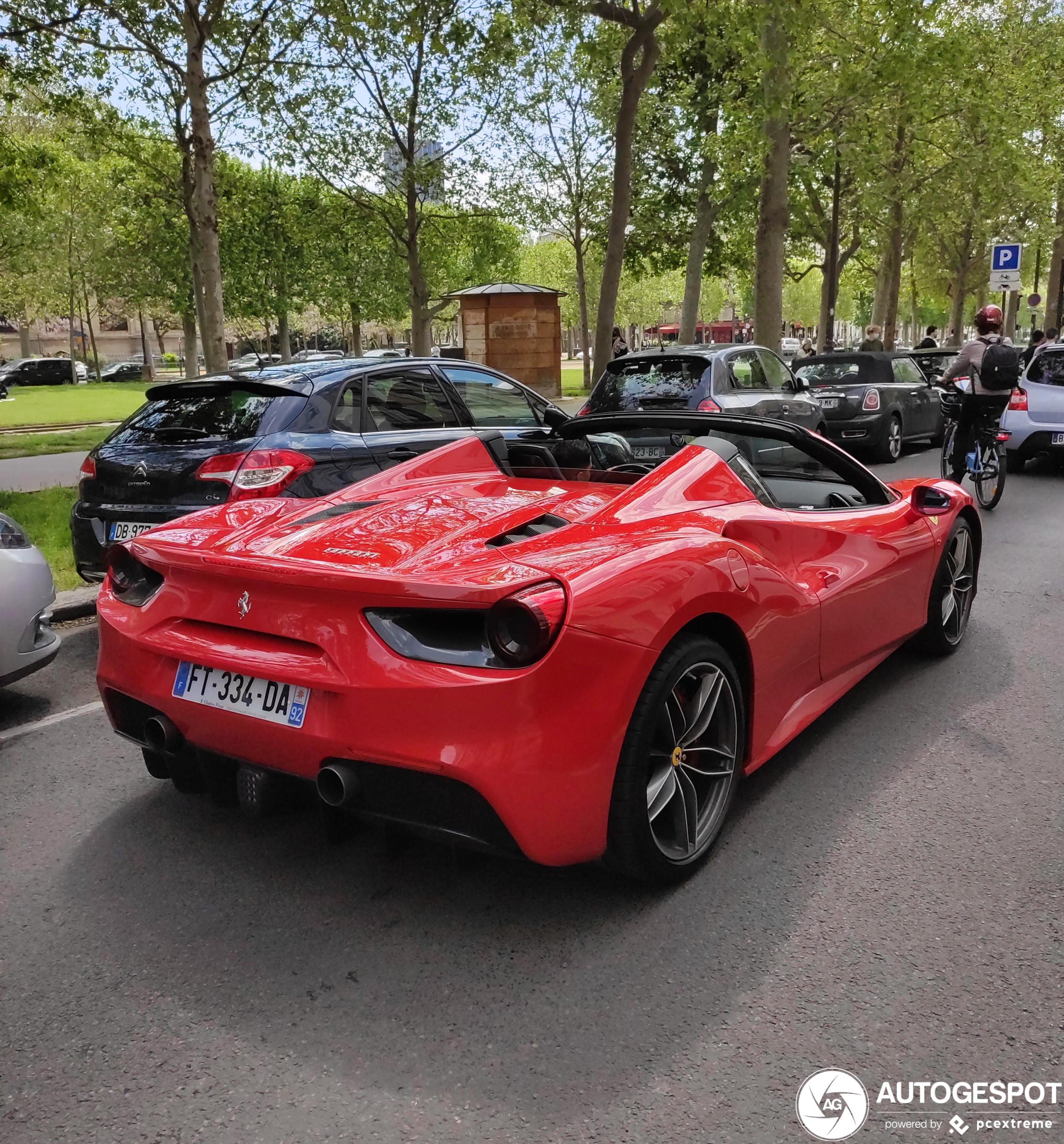 Ferrari 488 Spider