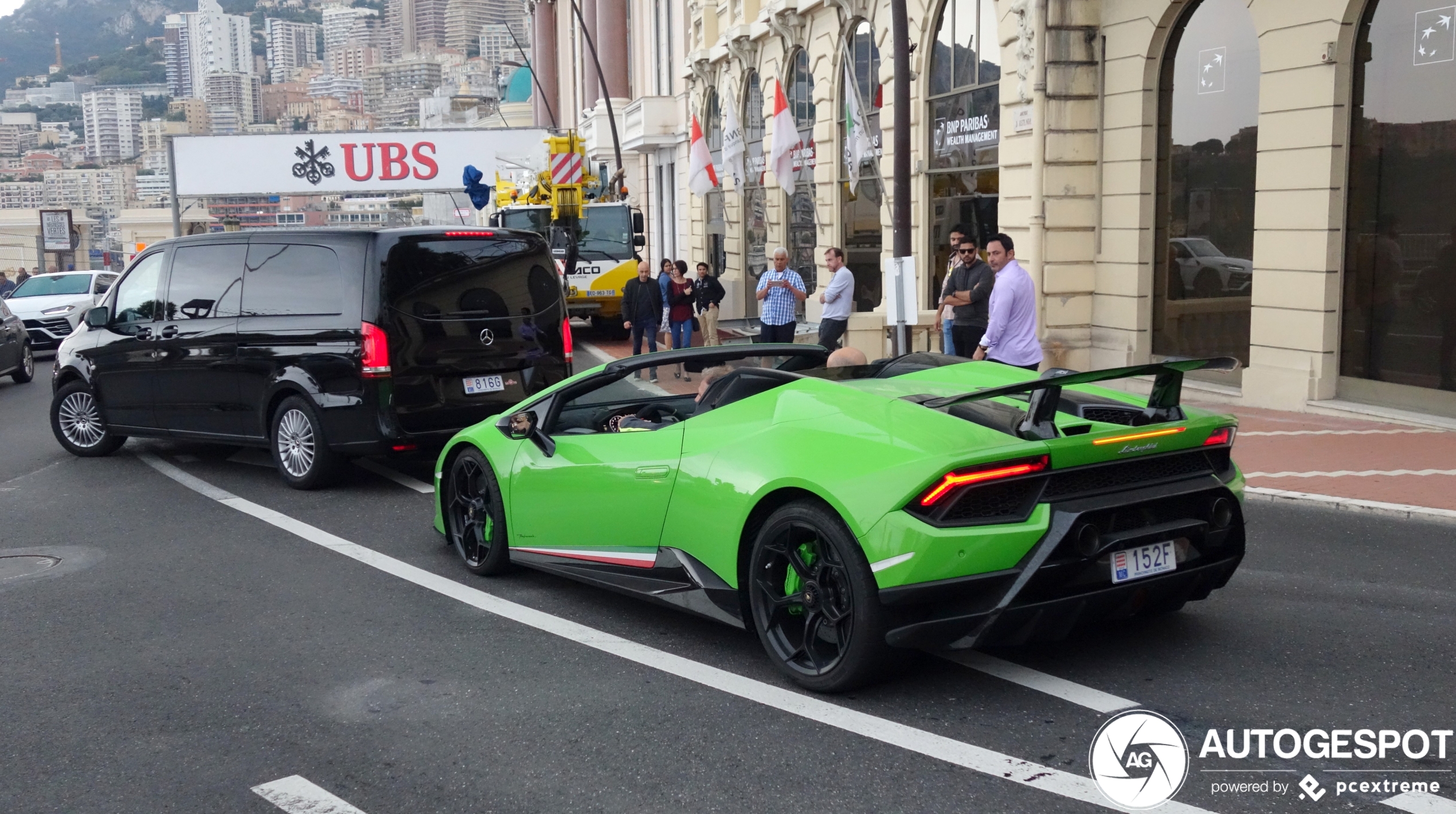 Lamborghini Huracán LP640-4 Performante Spyder