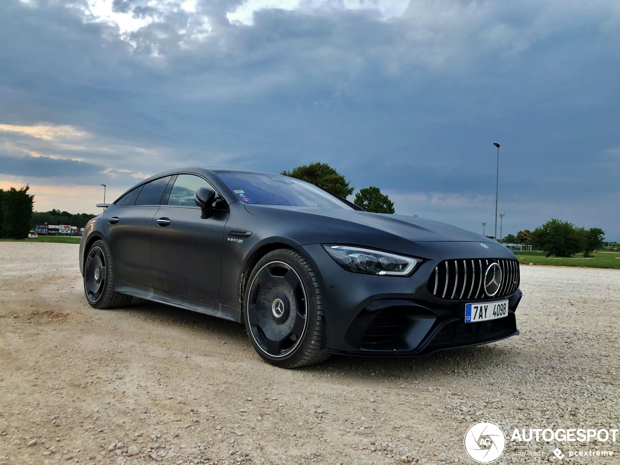 Mercedes-AMG GT 63 S X290