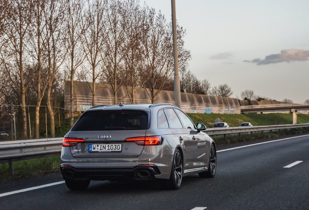 Audi RS4 Avant B9