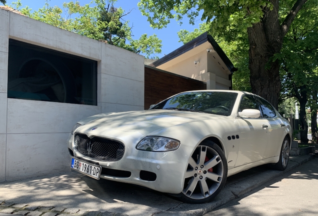 Maserati Quattroporte