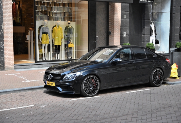 Mercedes-AMG C 63 S W205