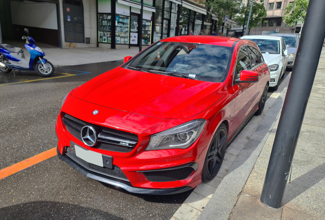 Mercedes-AMG CLA 45 Shooting Brake X117