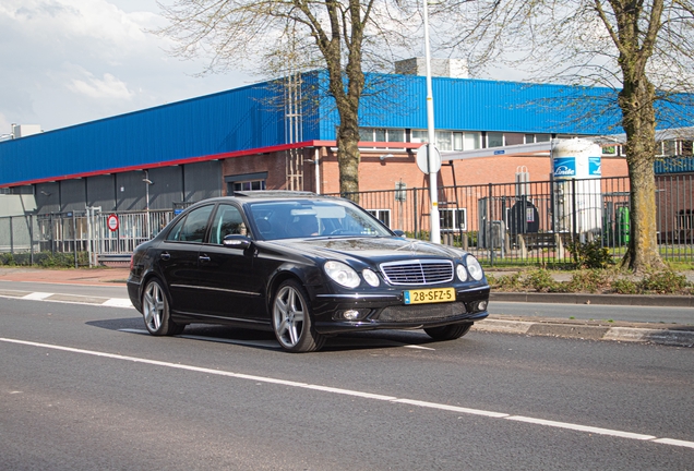 Mercedes-Benz E 55 AMG