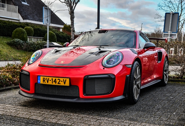 Porsche 991 GT2 RS Weissach Package