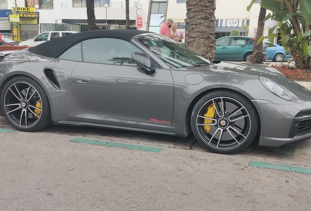 Porsche 992 Turbo S Cabriolet