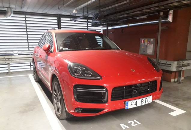 Porsche Cayenne Turbo S E-Hybrid