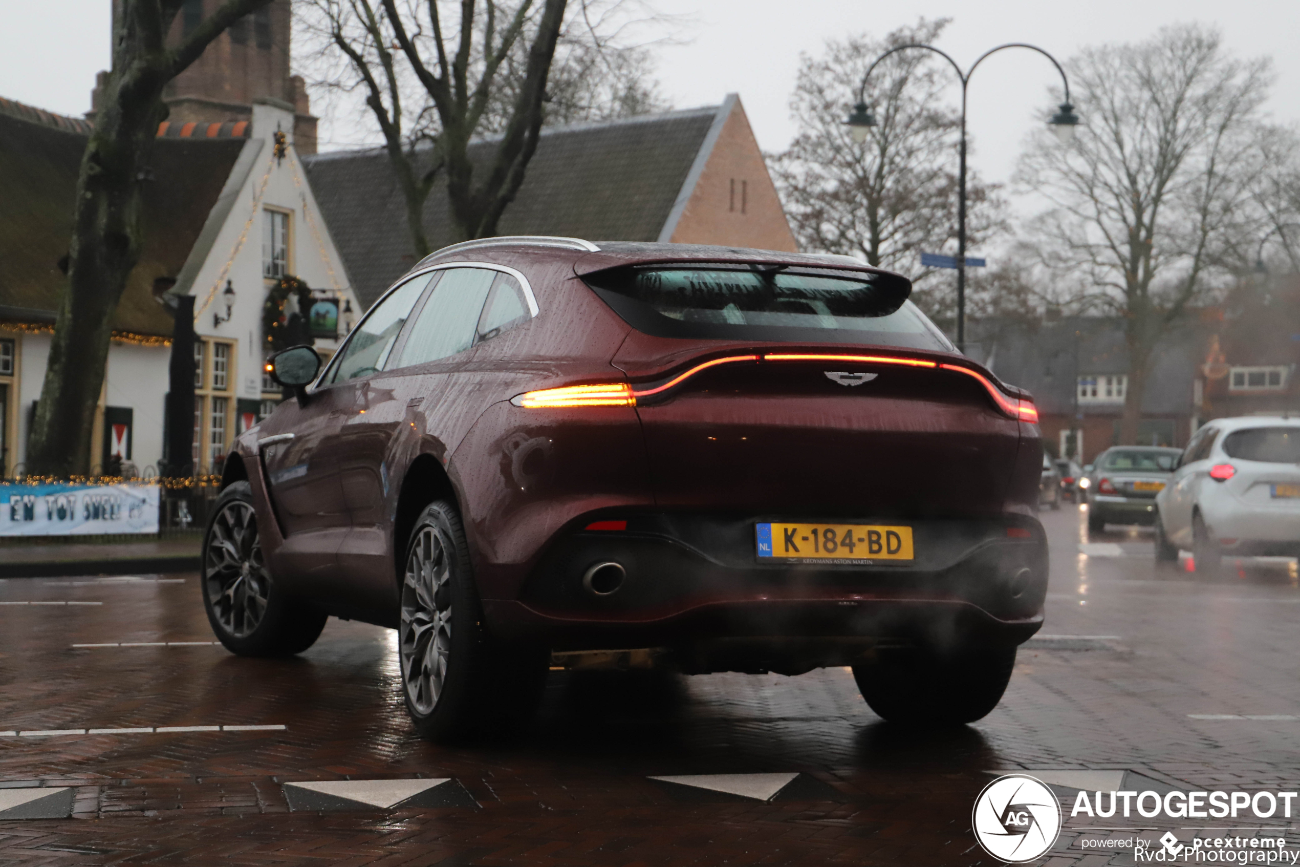 Aston Martin DBX