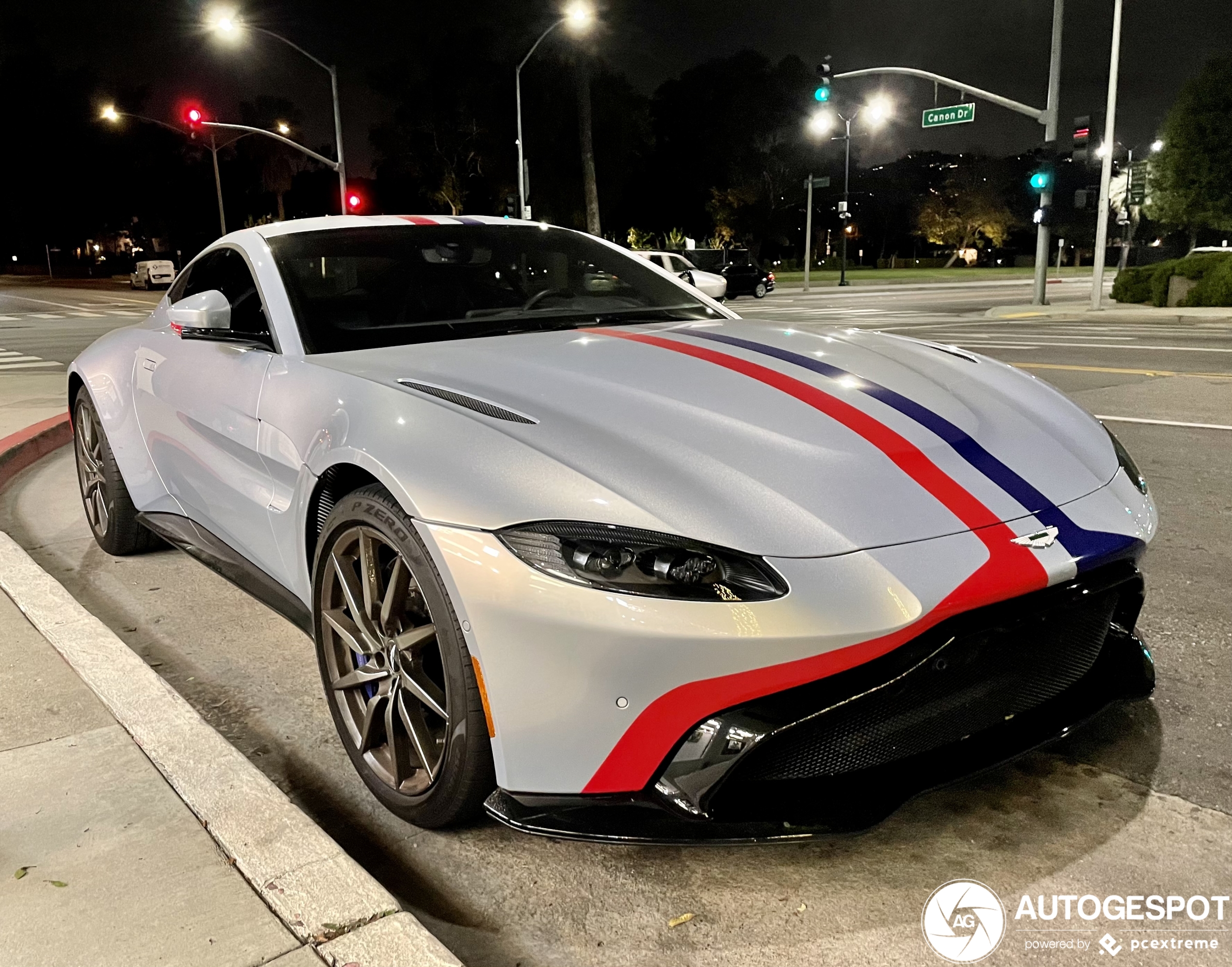 Aston Martin V8 Vantage 2018