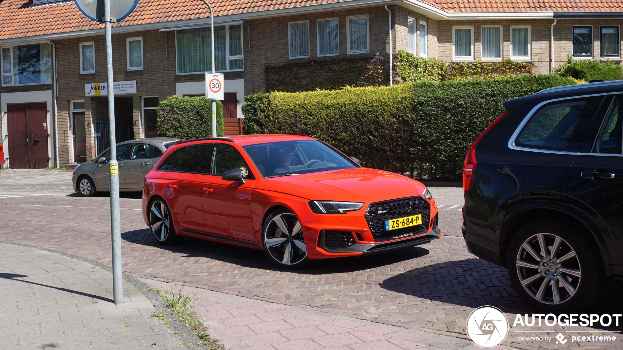 Audi RS4 Avant B9