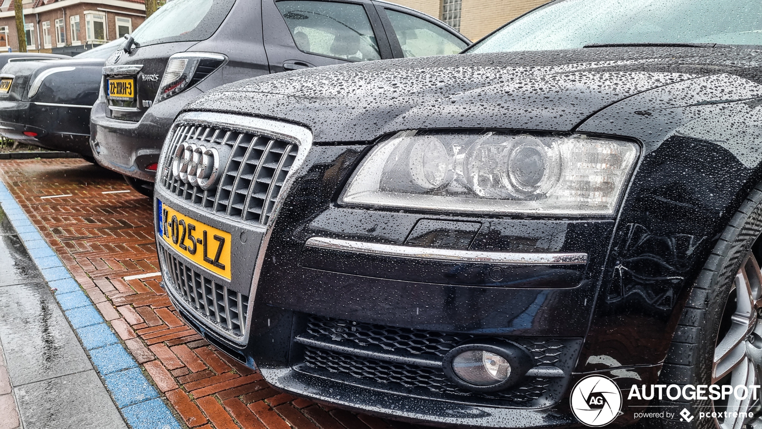 Audi S8 D3