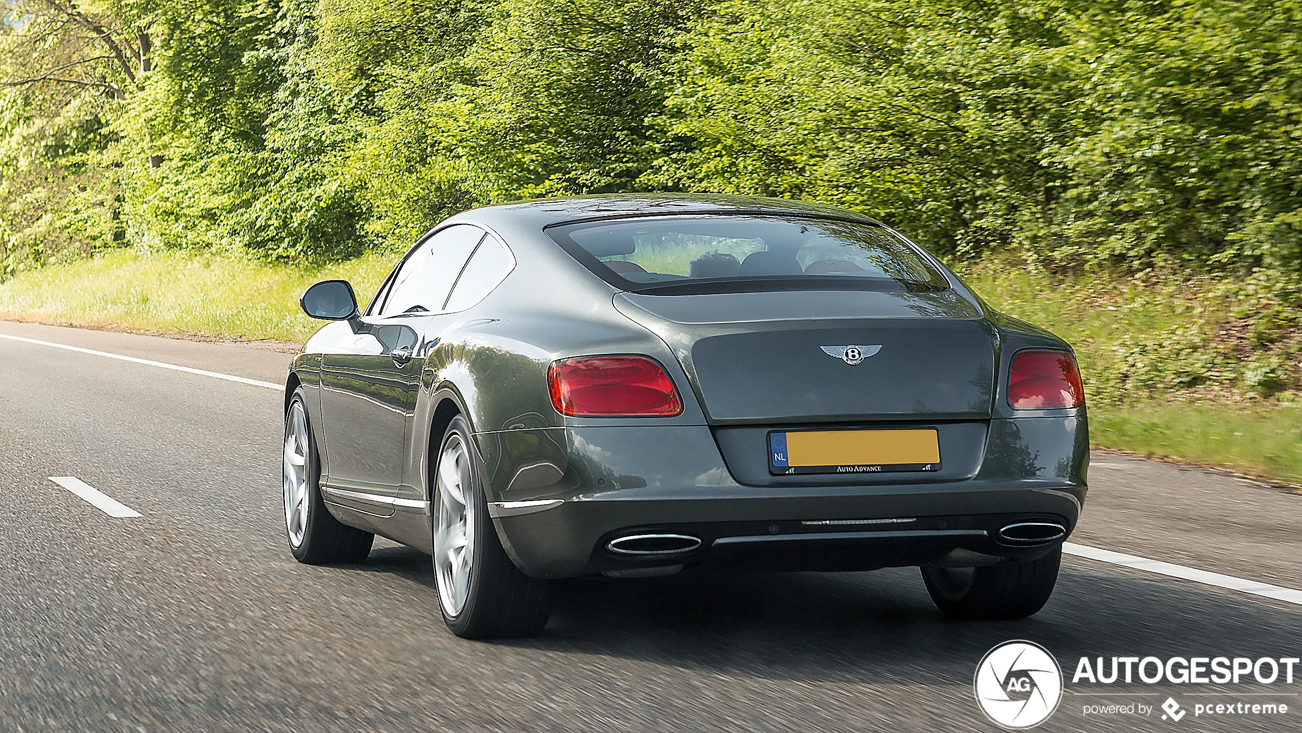 Bentley Continental GT 2012