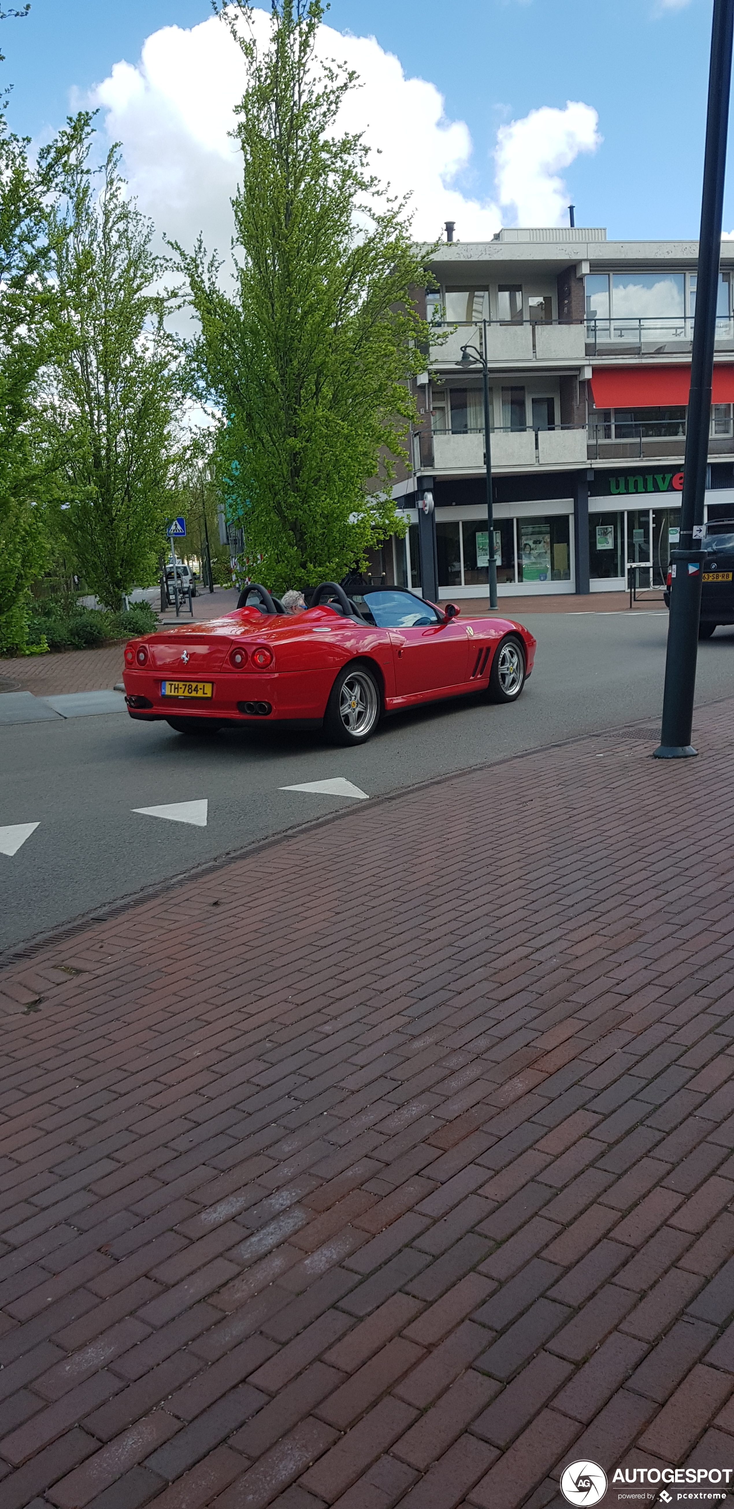 Ferrari 550 Barchetta Pininfarina