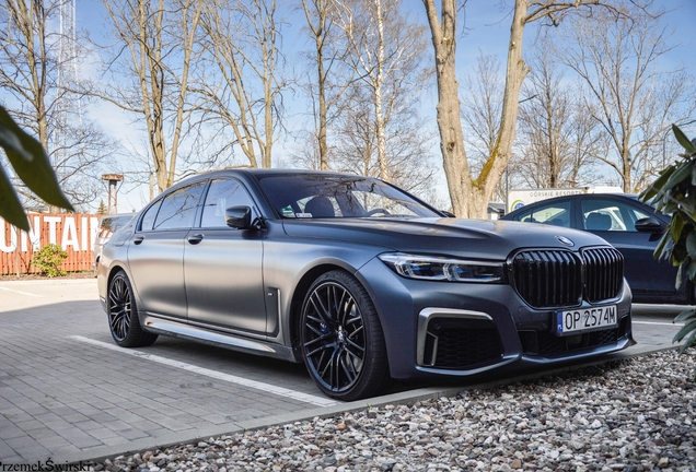 BMW M760Li xDrive 2019