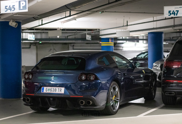 Ferrari GTC4Lusso