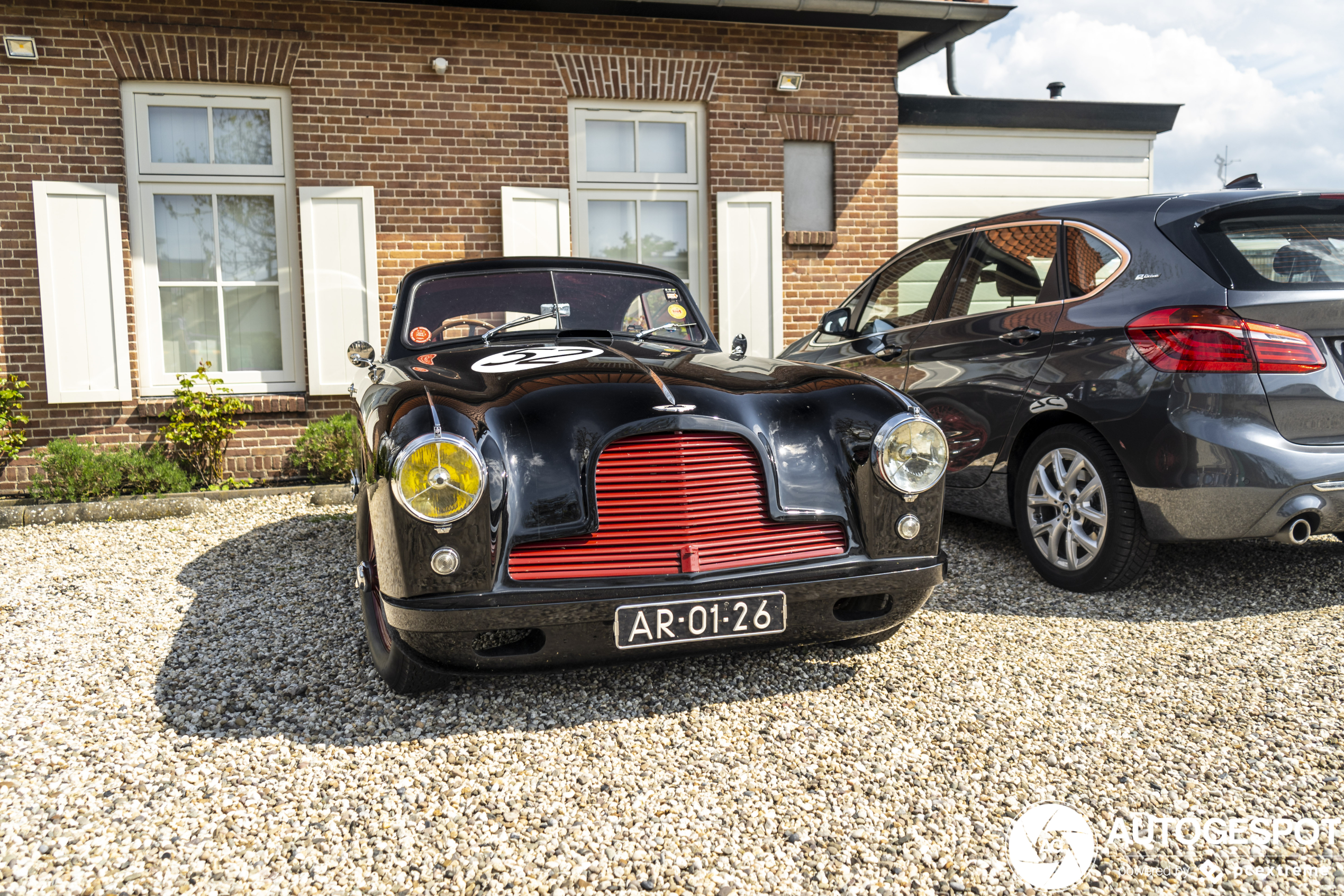 Aston Martin DB2