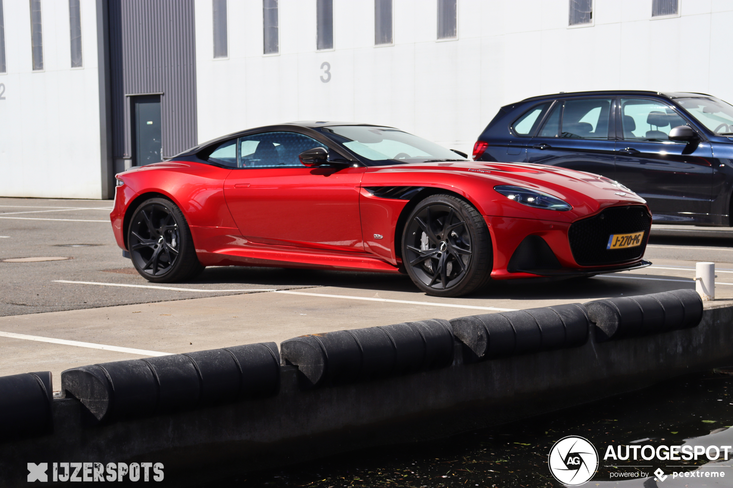 Aston Martin DBS Superleggera