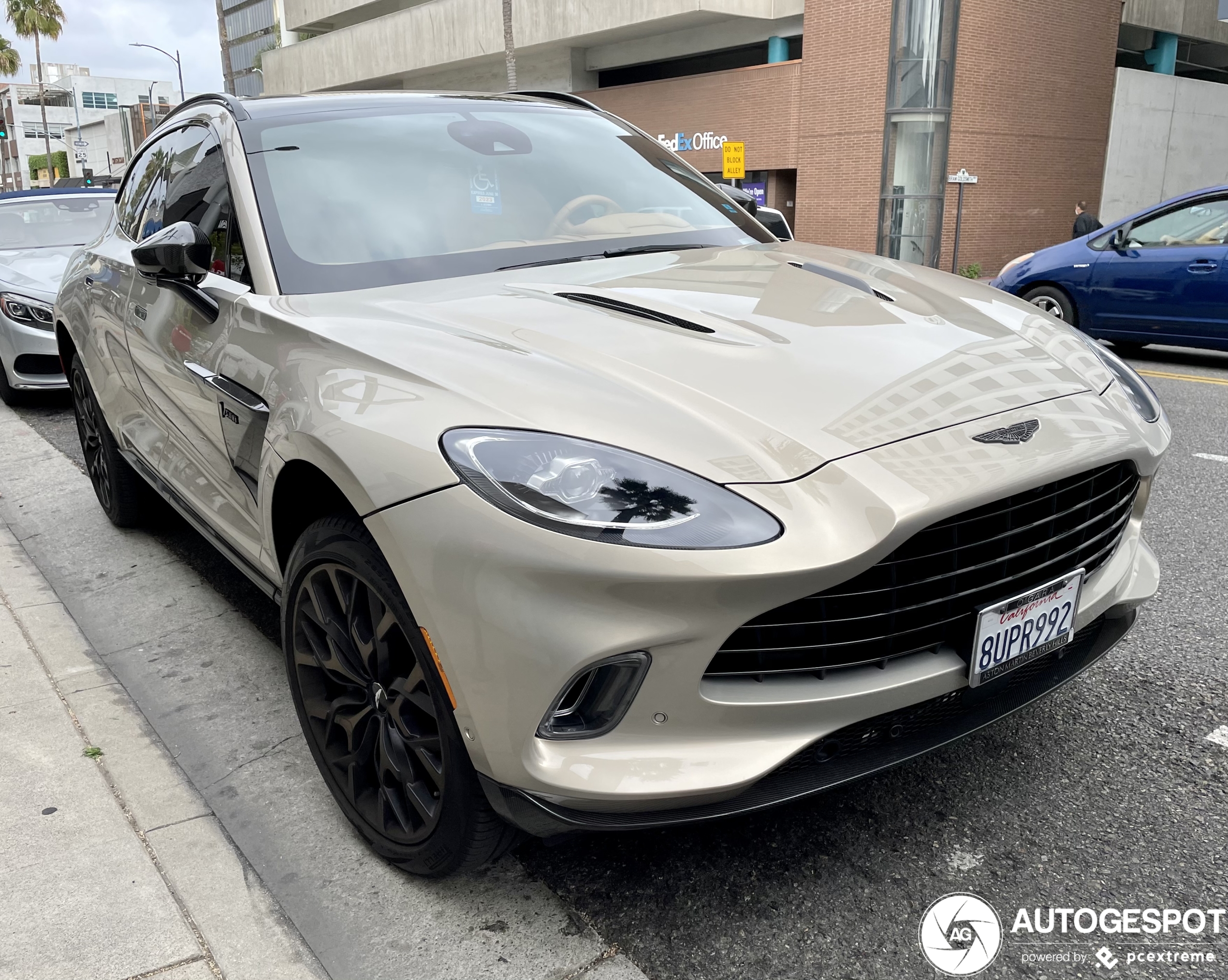 Aston Martin DBX