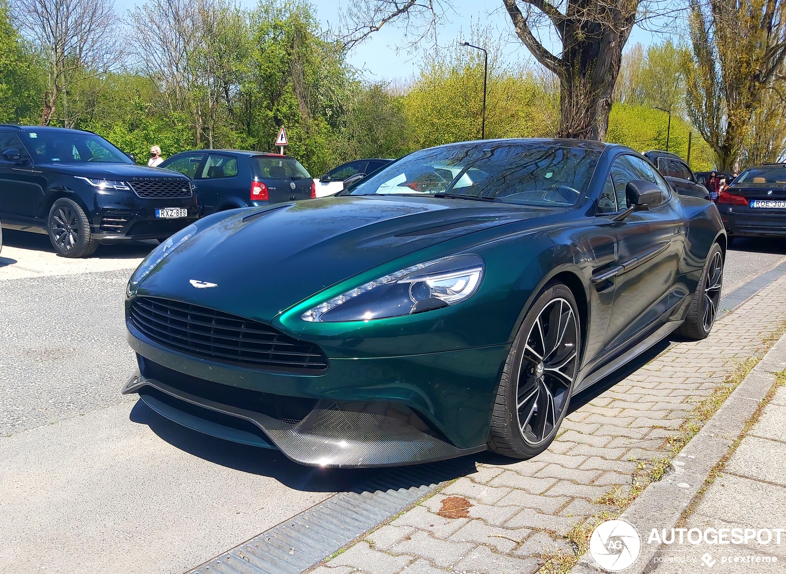 Aston Martin Vanquish 2013