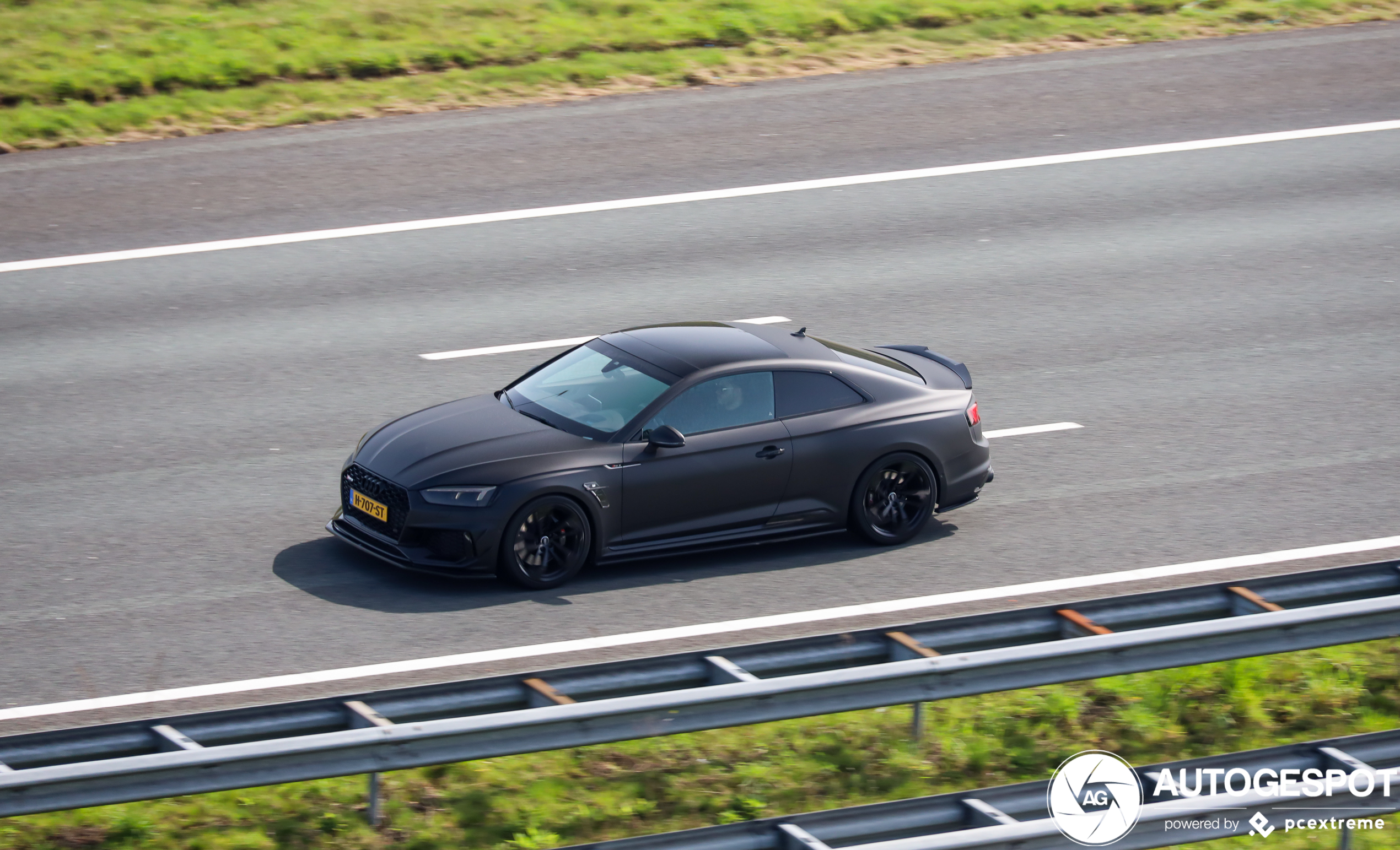 Audi RS5 B9