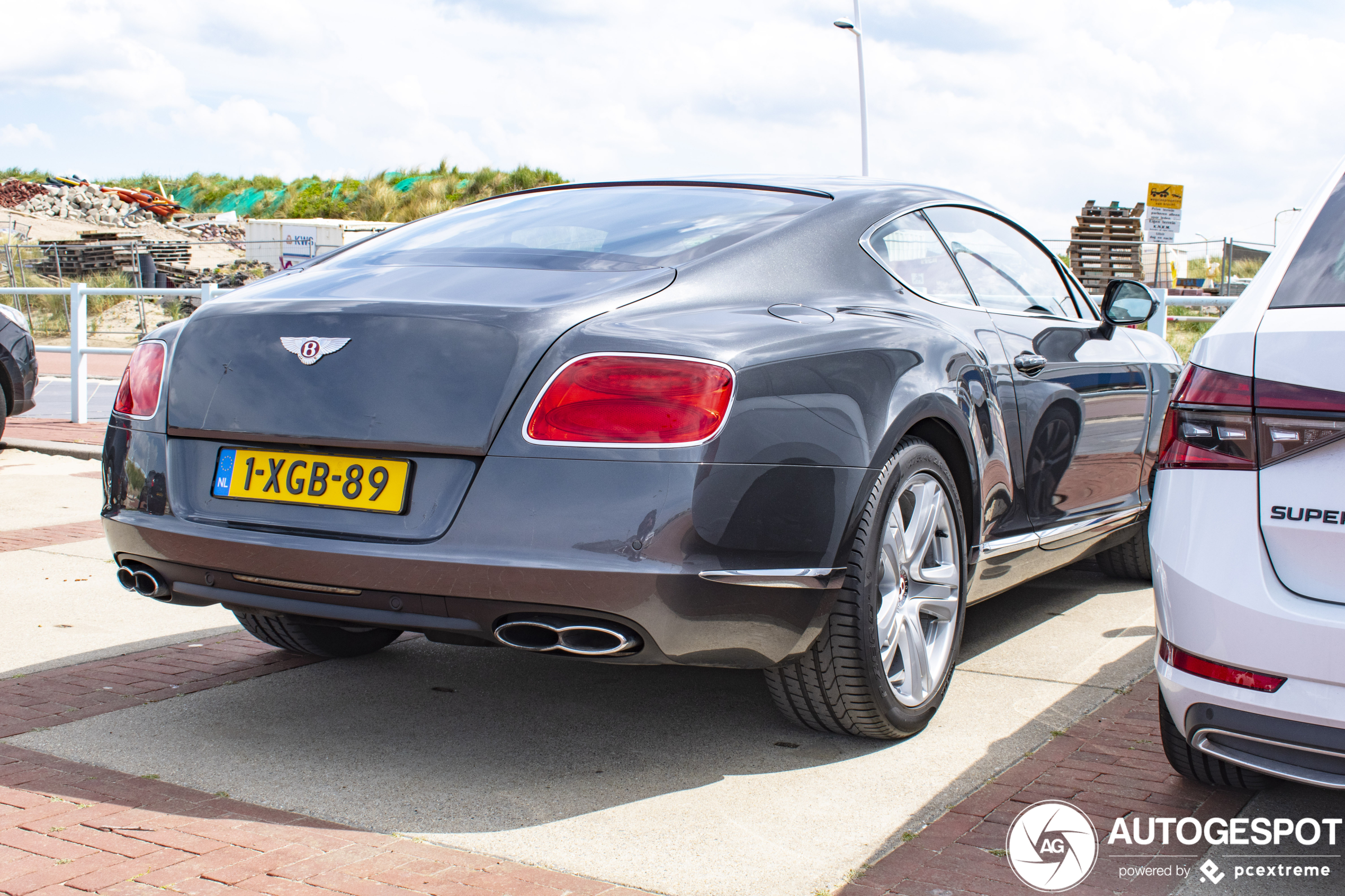 Bentley Continental GT V8