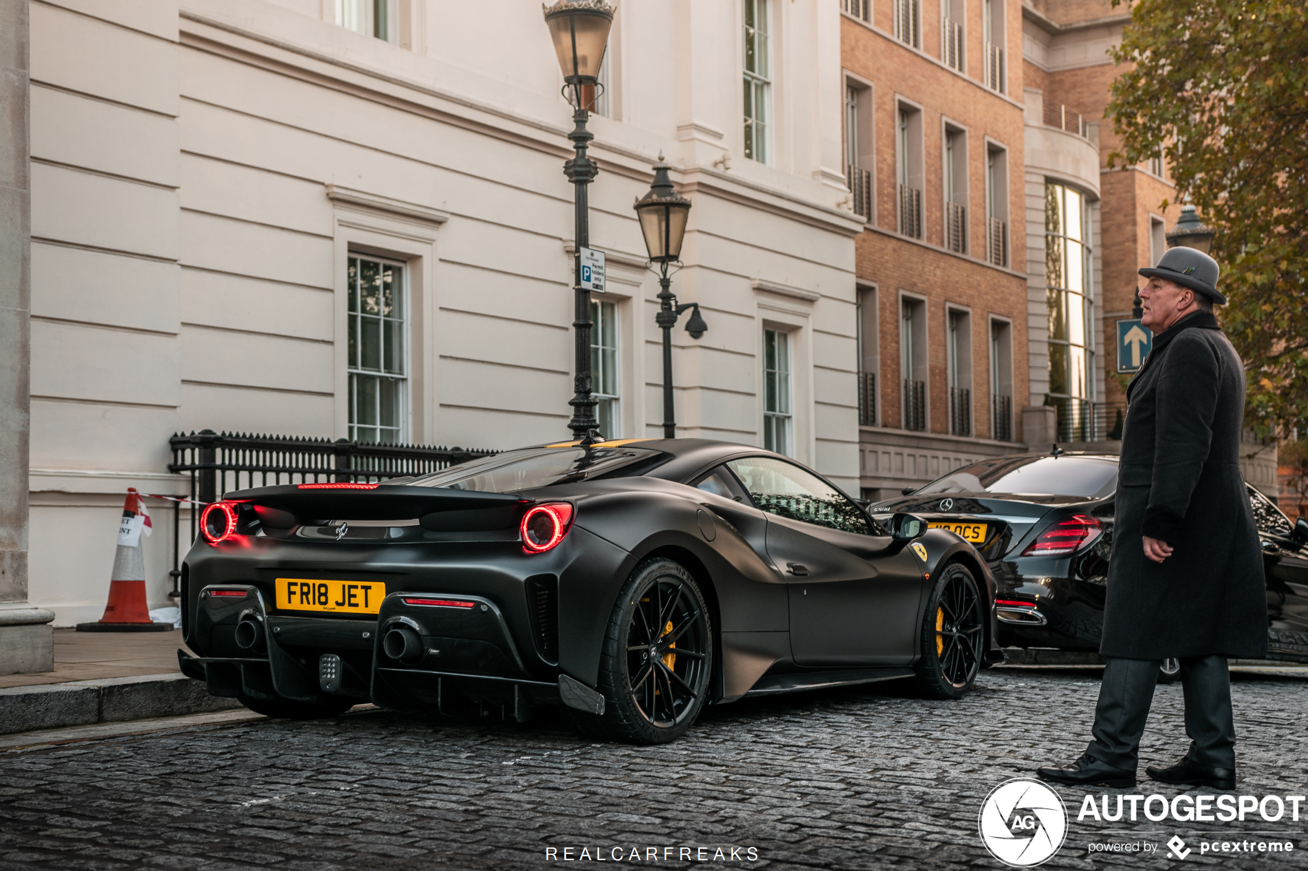 Ferrari 488 Pista