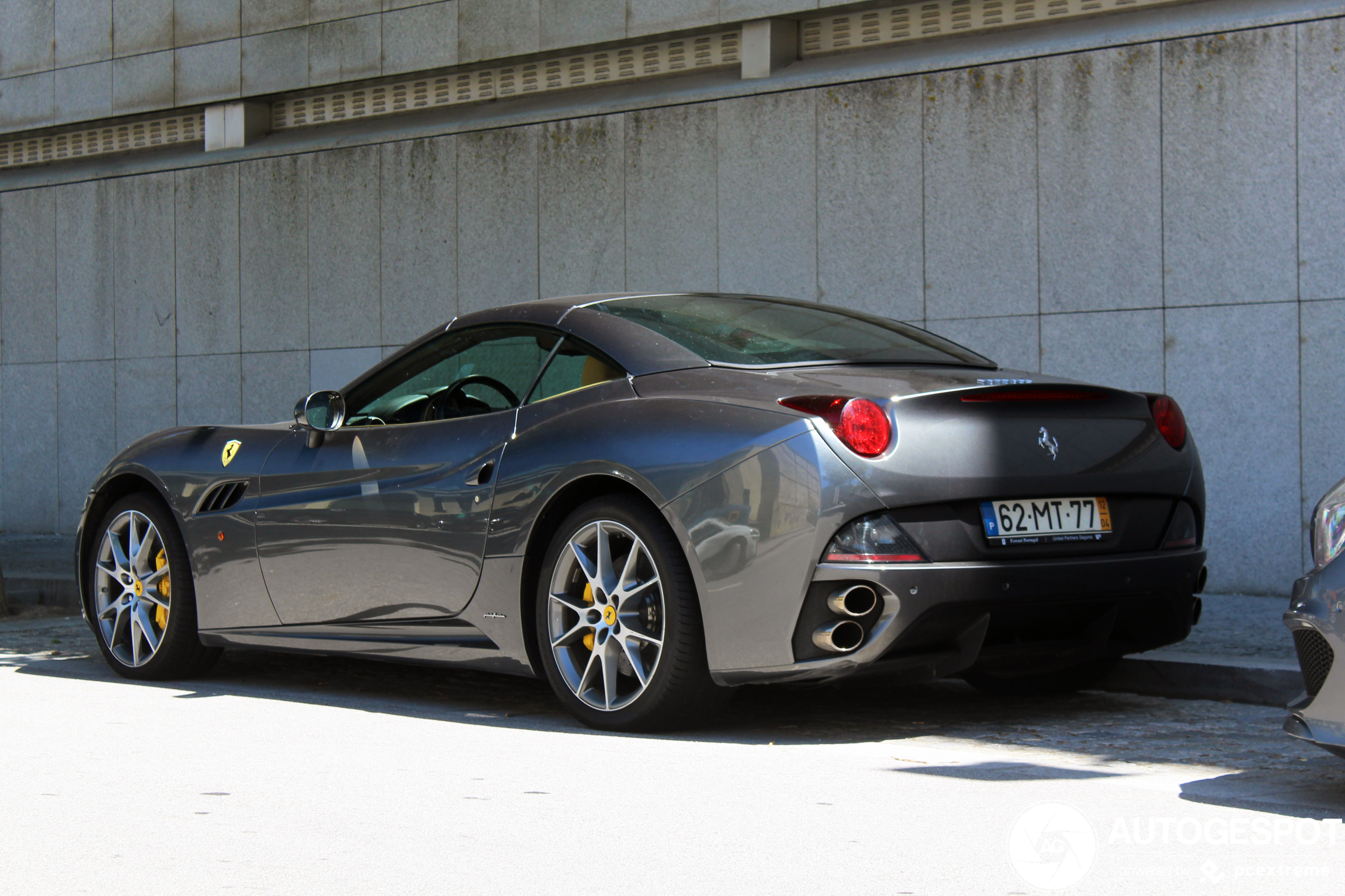 Ferrari California