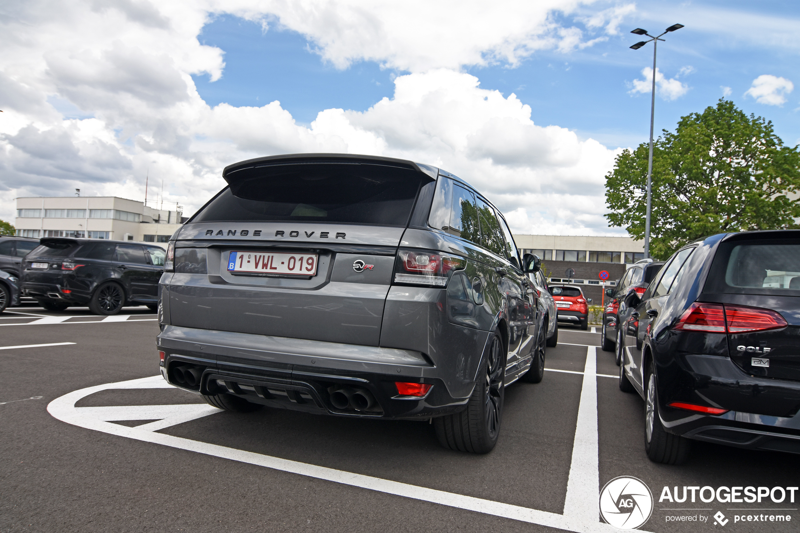 Land Rover Range Rover Sport SVR