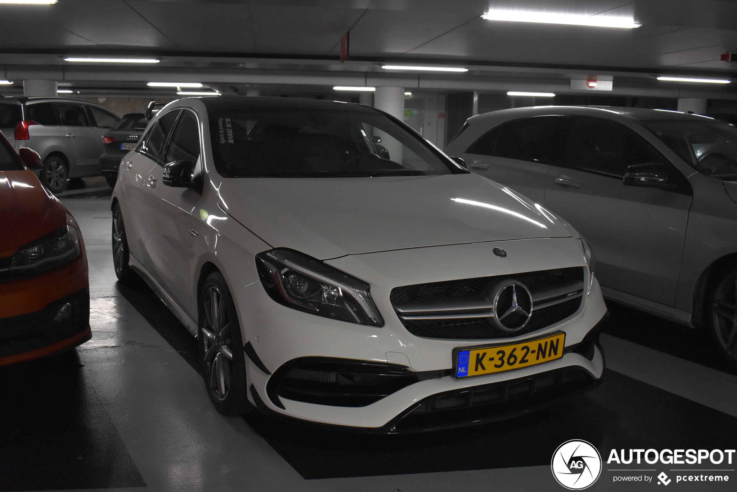 Mercedes-AMG A 45 W176 2015